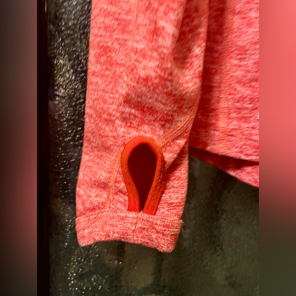 NIKE DRI-FIT NFL KC Chiefs Womens M 1/4 Zip Pullover Shirt Top Kansas City - Picture 5 of 10